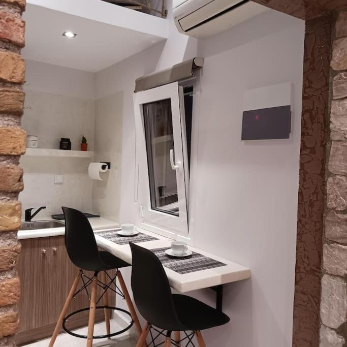 Boutique Eptalofos 15Min From Airport And Sea Διαμέρισμα Κουβαράς Εξωτερικό φωτογραφία